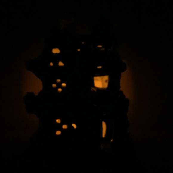 Boyd’s Bears Boobear’s Spook N Sparkle Haunted House - Picture 3 of 15